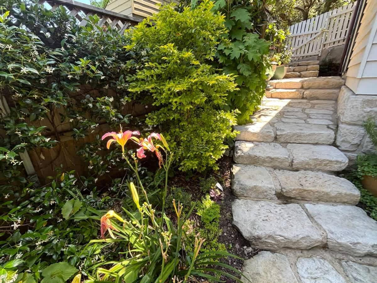 Holiday home Charm & History 3bdr & Garden Close To Harbour Views Sydney