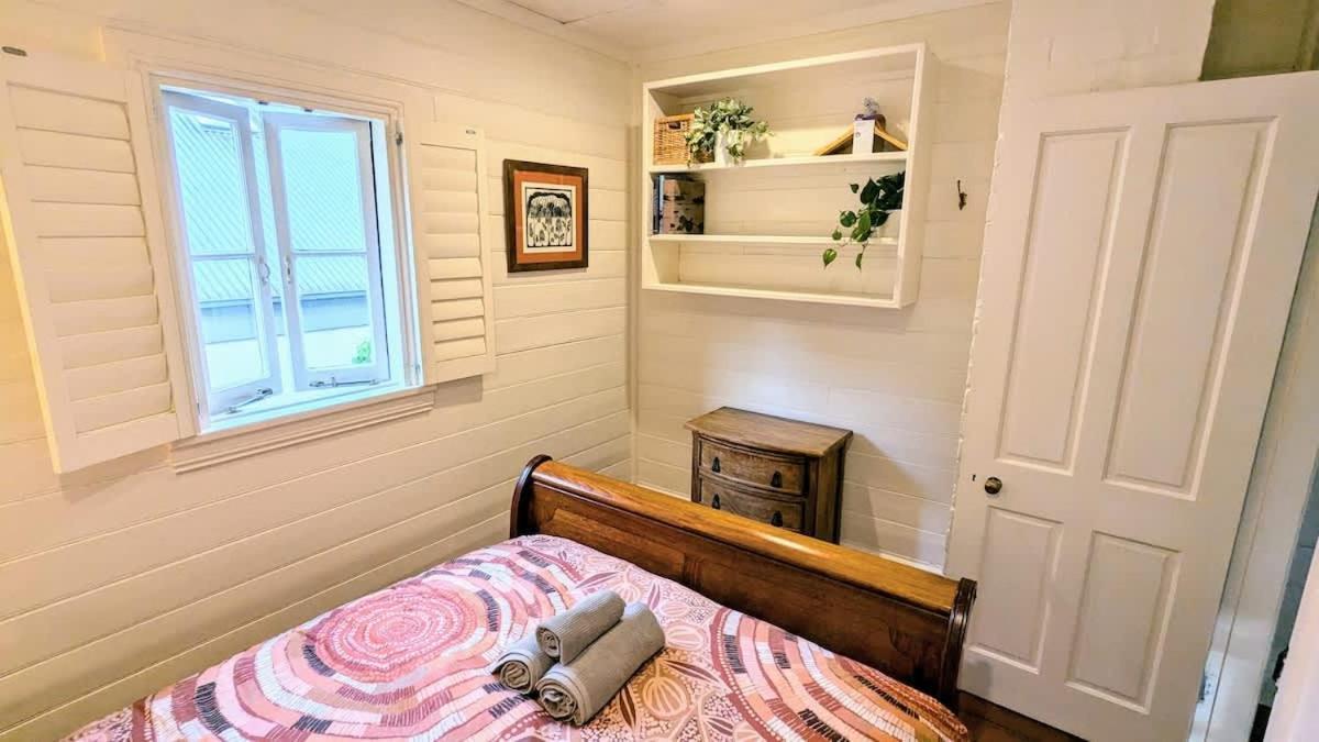Holiday home Charm & History 3bdr & Garden Close To Harbour Views